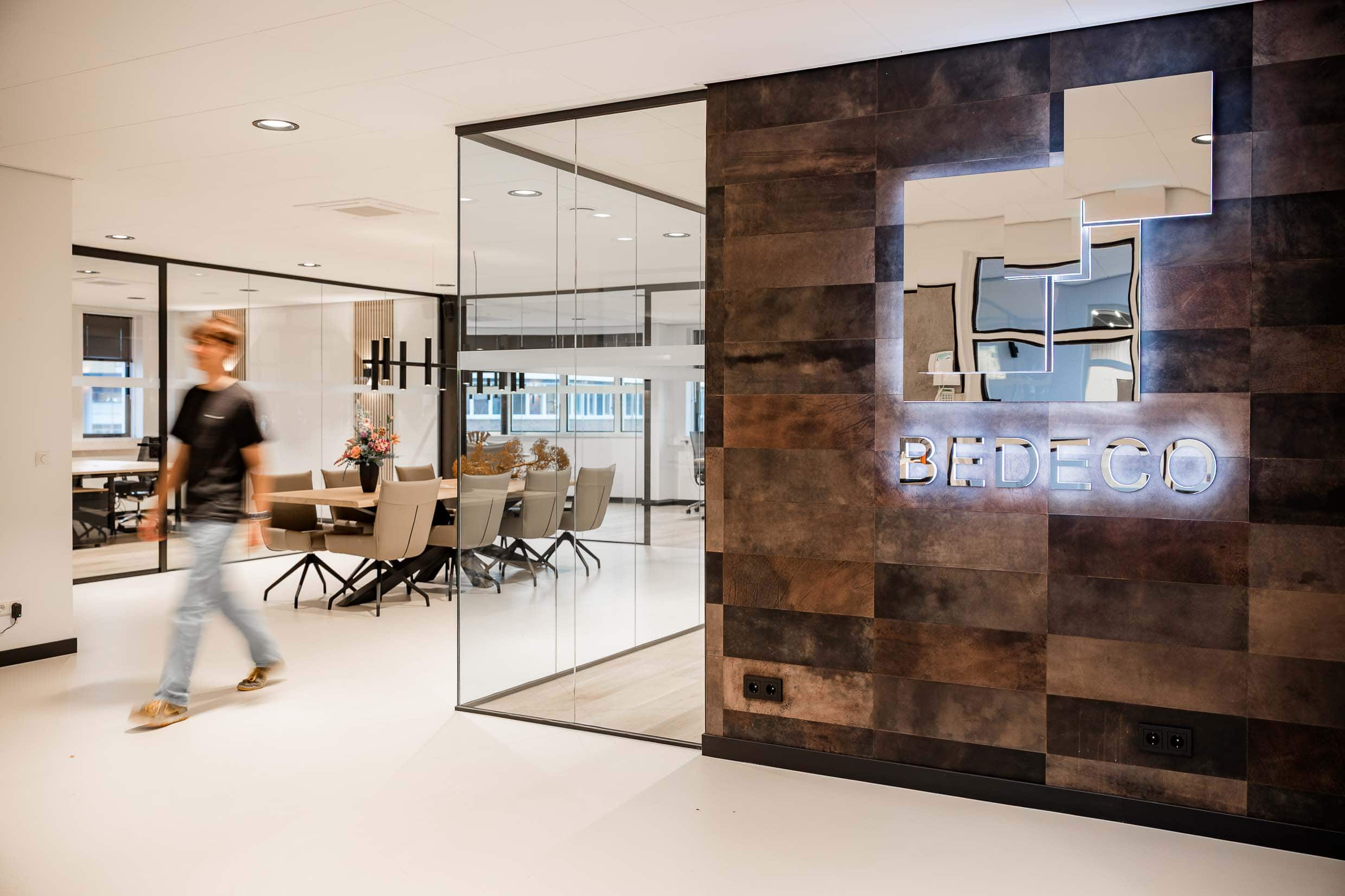 Bedrijfsreportage, bedrijfsfoto, zakelijk portret, foto's aan het werk, werksituatie beelden, zakelijke actiefoto